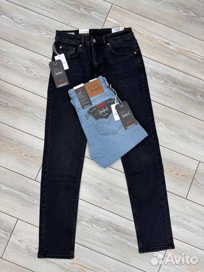 Джинсы levis
