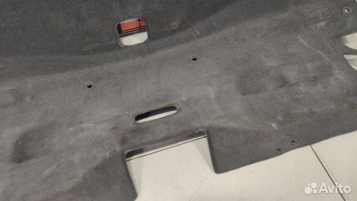 Обшивка крышки багажника Mercedes W210 E