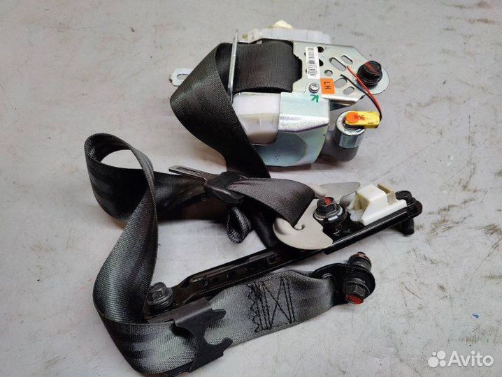 Ремень безопасности передний Kia Ceed 2 JD 2013