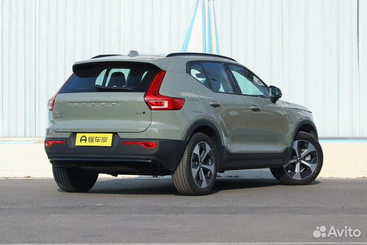 Volvo XC40 2.0 AT, 2024, 100 км