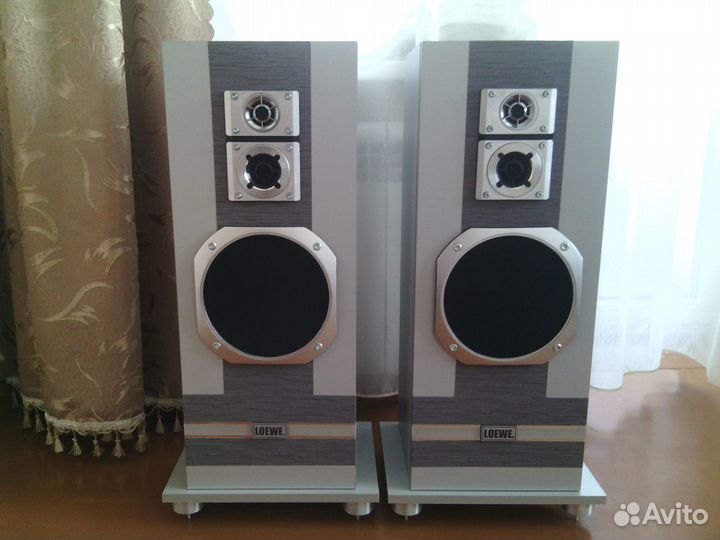 Акустика Loewe. Hi-Fi Box LB-900