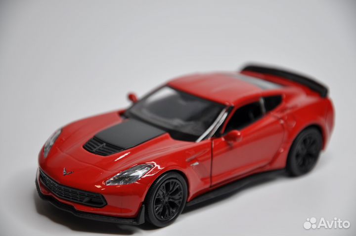 Модель автомобиля Chevrolet Corvette Z06 металл