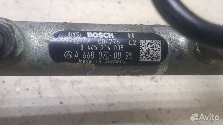 Рампа топливная Mercedes A W168, 2004