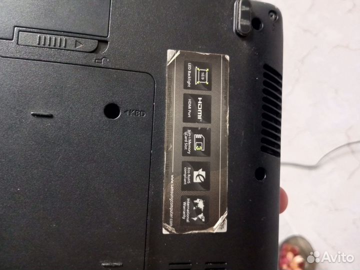 Ноутбук samsung