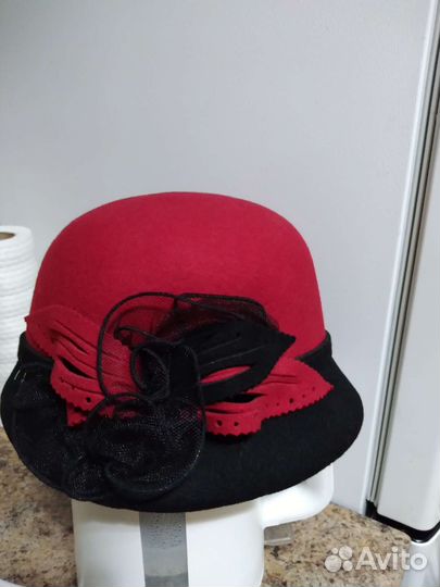 Шляпка фетровая женская