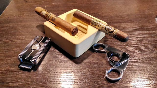 Сигарная пепельница из бетона для 2 сигар