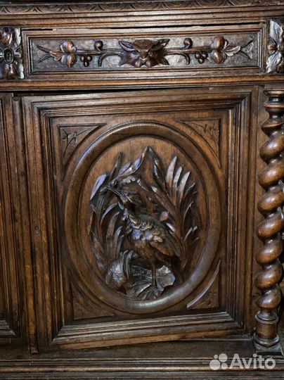 Антикварный буфет