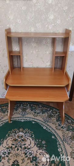 Компьютерный стол