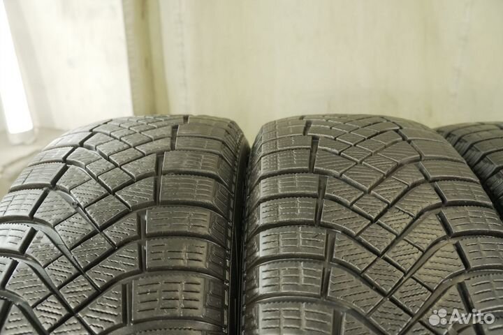 Pirelli Ice Zero FR 205/55 R16 94T