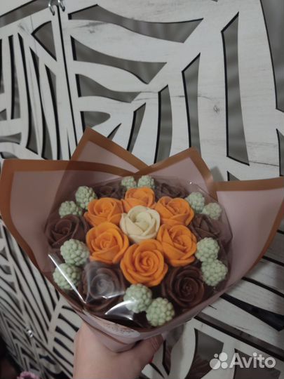 Букеты из шоколадных роз под заказ