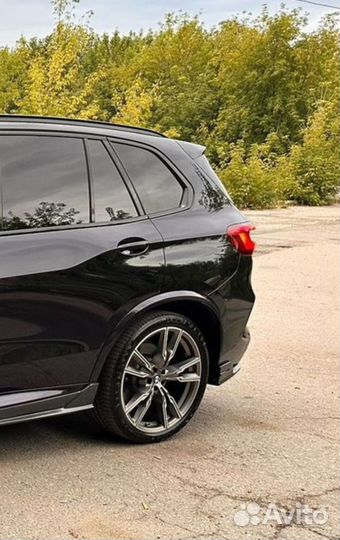 Лезвия на пороги для BMW X5 G05 X5M F95 карбон