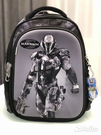 Рюкзак школьный