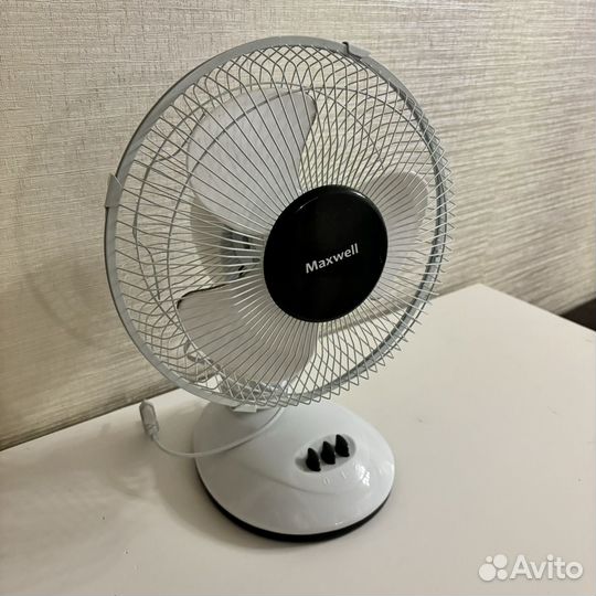 Вентилятор настольный maxwell