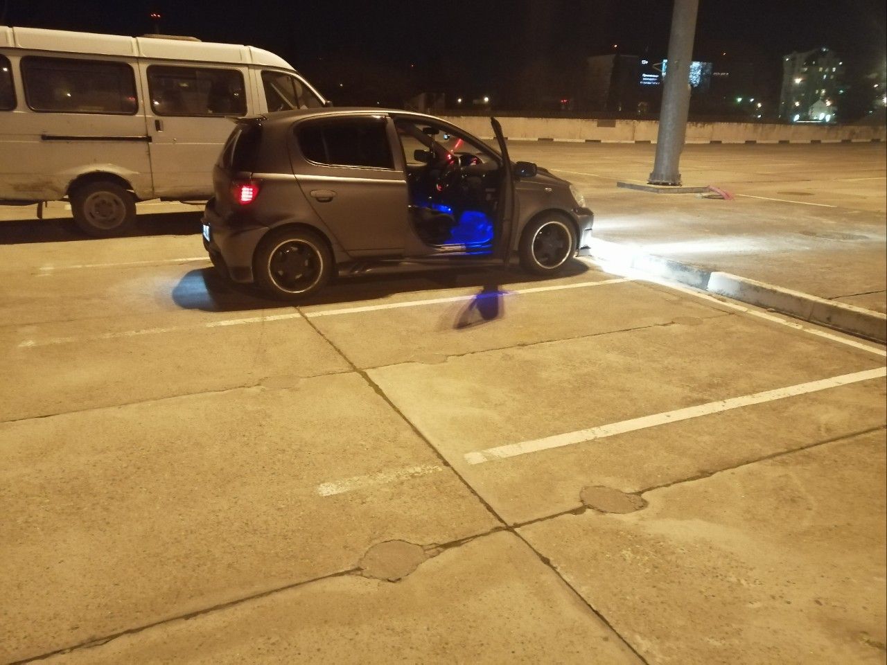 Toyota Vitz: фото владельца