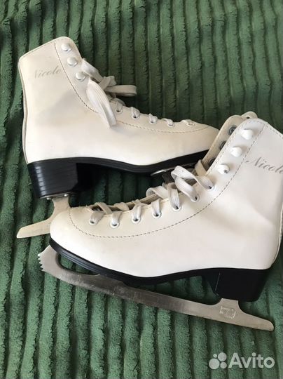 Коньки фигурные