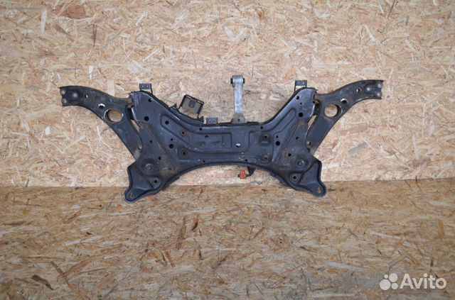 Подрамник передний Hyundai Sonata YF G4KJ