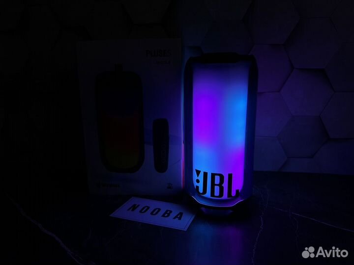 JBL Pulse 5 middle с микрофоном