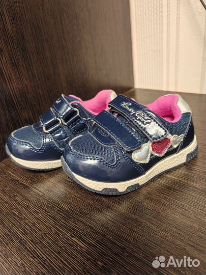 Кроссовки детские 20 размер