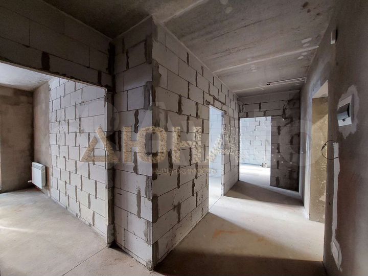 2-к. квартира, 60 м², 1/4 эт.