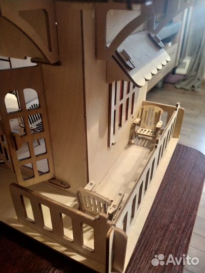 Детский деревянный домик