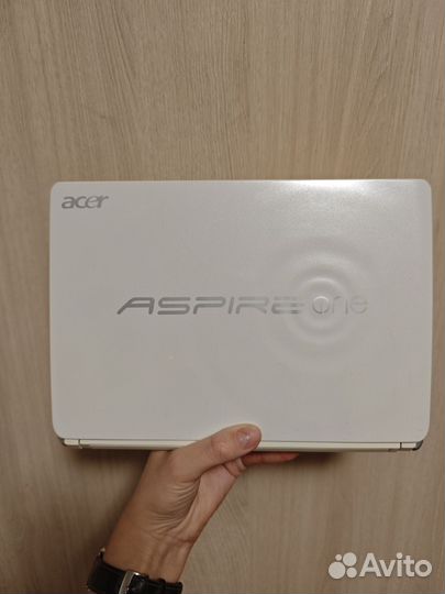 Нетбук Acer Aspire One D270