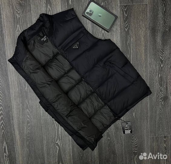 Жилетка prada