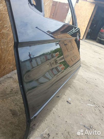 Передняя левая дверь bmw e53