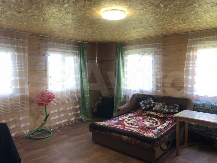 Дом 80 м² на участке 12,2 сот.