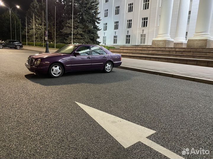 Mercedes-Benz E-класс 2.3 МТ, 1997, 170 000 км