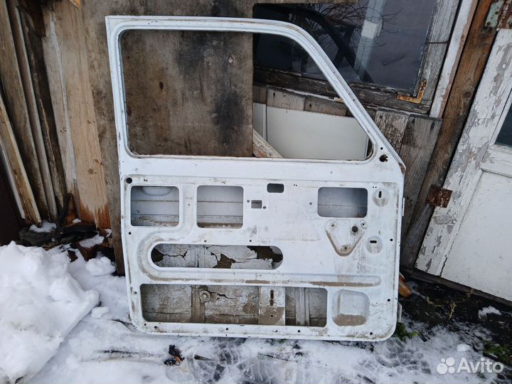 Дверь на ниву