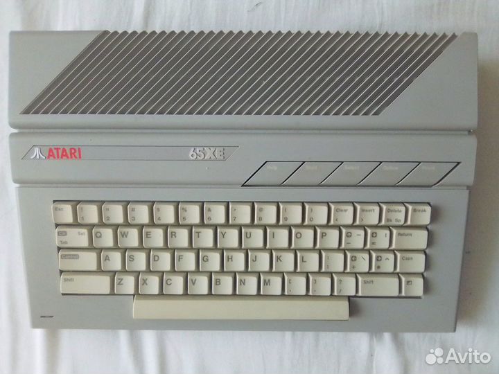 Компьютер Atari 65xe