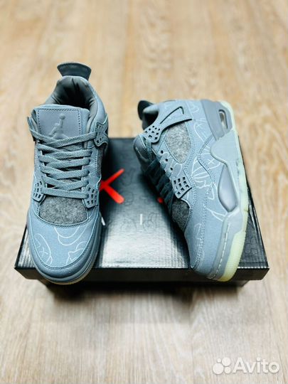 Кроссовки nike air jordan 4 retro kaws