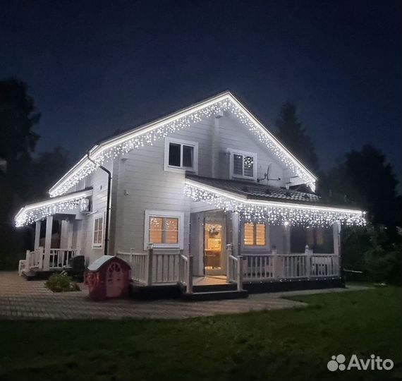 Новогоднее украшение дома / Монтаж гирлянды