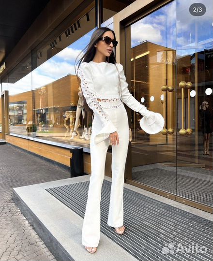 Костюм белый