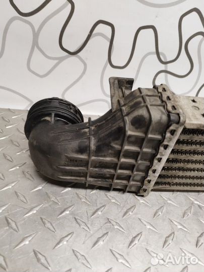 Интеркулер Mercedes-Benz E-Class W211 3.2D 2008