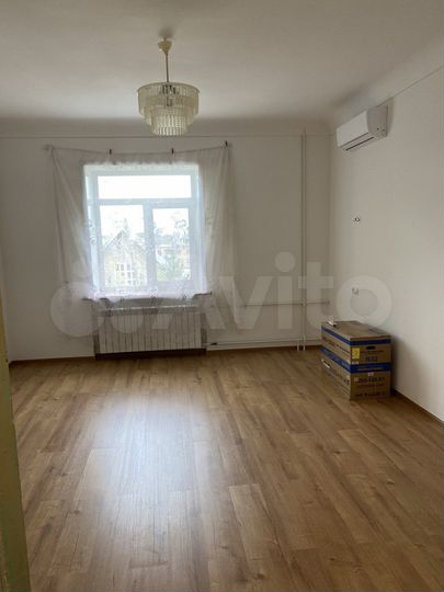 3-к. квартира, 81,2 м², 2/2 эт.