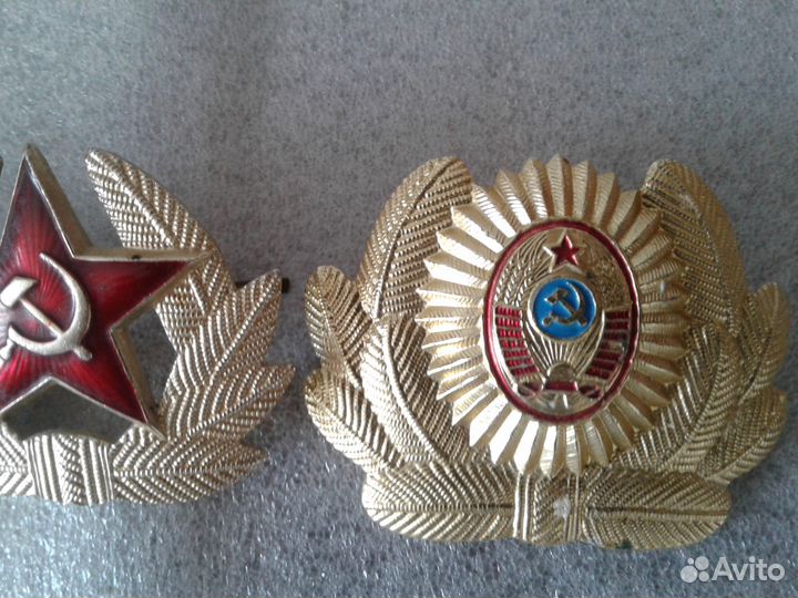 Военные кокарды,пуговицы,звездочки,погоны совет