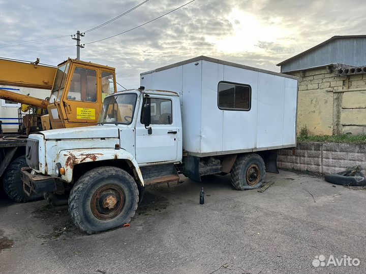 Промтоварный фургон ГАЗ 33081, 2013