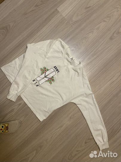 BTS свитшот