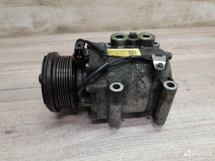 Компрессор кондиционера Ford Fusion