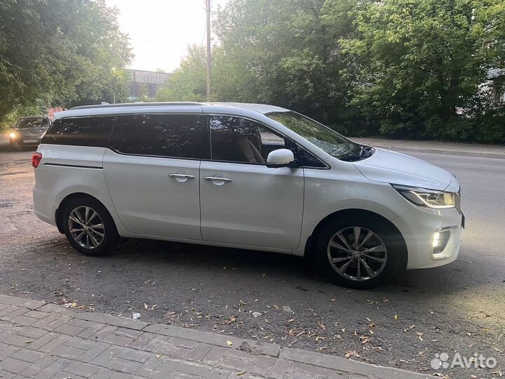 Kia Carnival 2.2 AT, 2018, 118 500 км