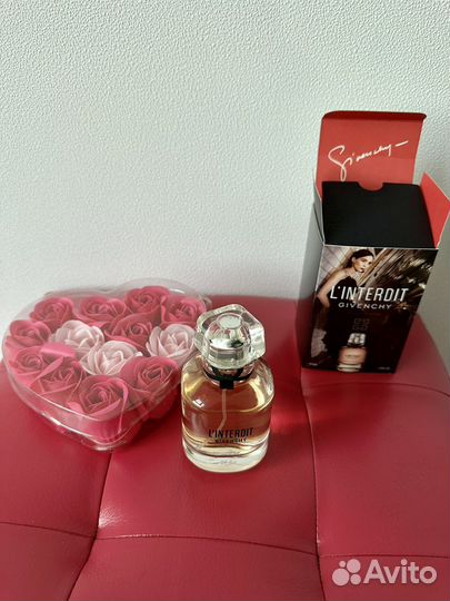Парфюм женский givenchy