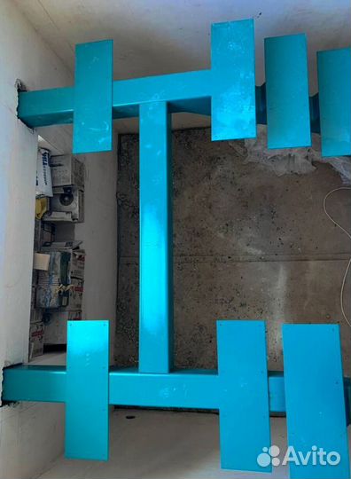 Г-образная лестница