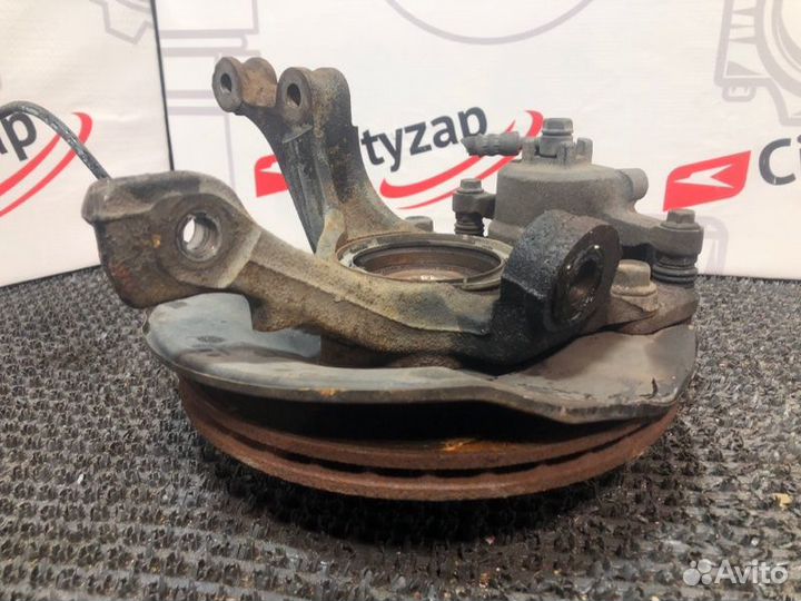 Ступица передняя левая Honda Fit GD1 L13A