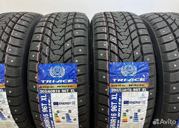Tri Ace Snow White II 205/60 R16 32T
