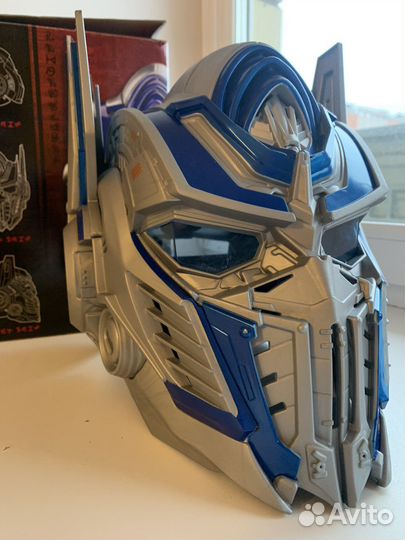Трансформер Оптимус (шлем оригинал)