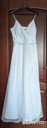 Свадебное платье 42 44 бу