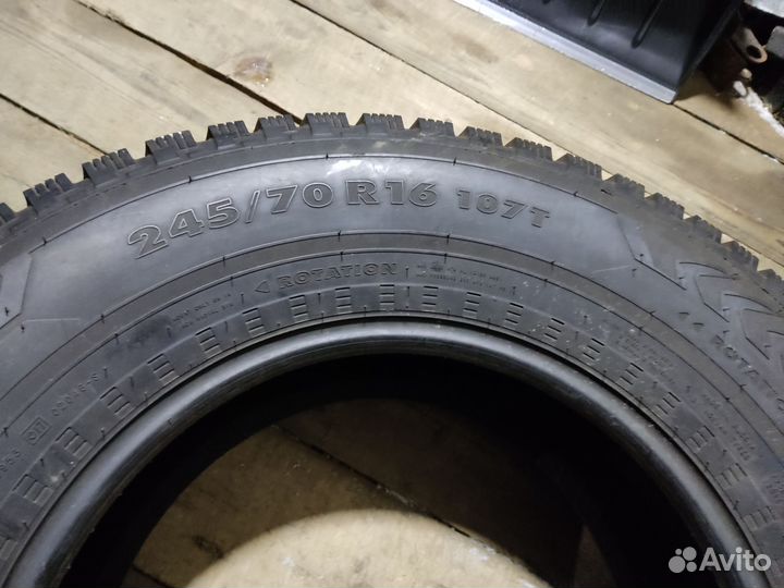 Nokian Tyres Hakkapeliitta 5 245/70 R16 107T