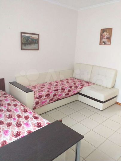 Комната 35 м² в 2-к., 1/1 эт.