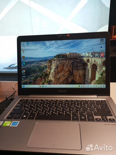 Ультрабук Zenbook UX310